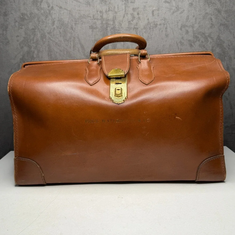 Price Waterhouse & Co Gladstone Bag Mens Large Brown Leather Vintage Doctor Bag